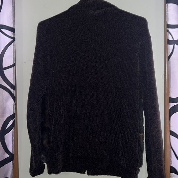 Lisa international quilted faux fur knit jacket, size small - Picture 7 of 10